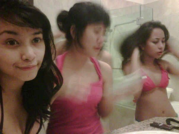 memek muncrat