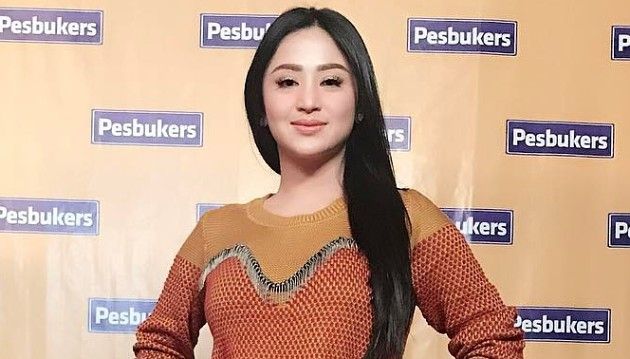 sandra dewi