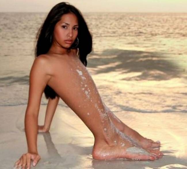 kontol masuk memek cewek bugil