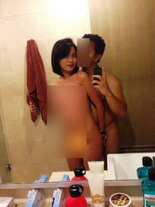 cantik bugil masturbasi