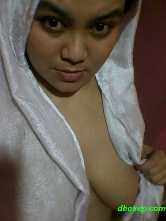 cewek cantik bugil