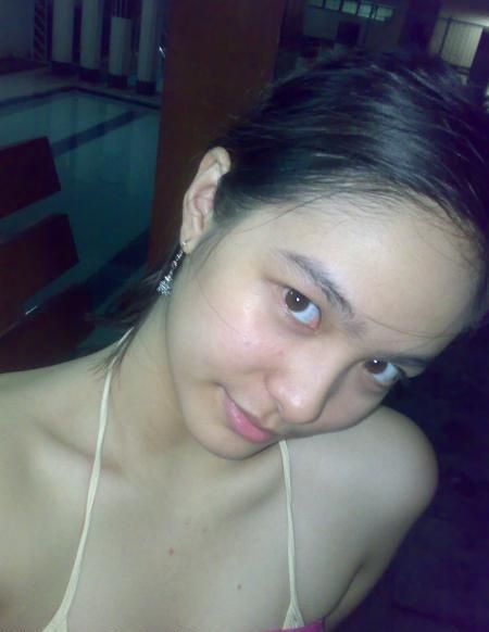 ngentot memek abg