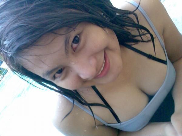 gambar seksi artis terbaru