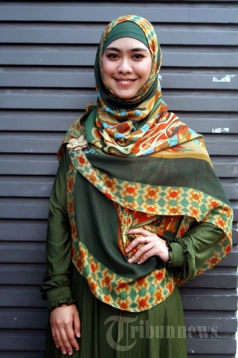 oki setiana dewi tanpa jilbab