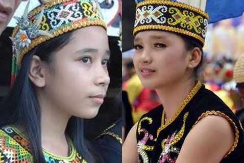 cewek heboh