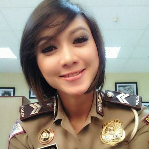 polwan lampung telanjang