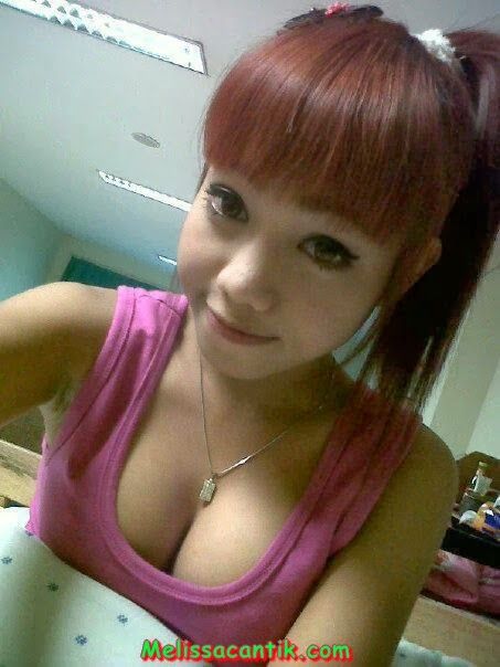 model bugil