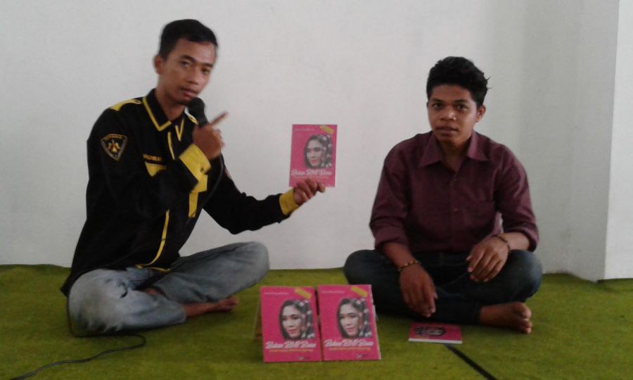 gadis bugil