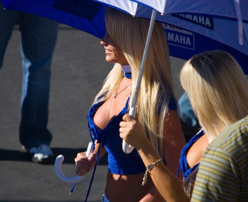 umbrella girls upskirt