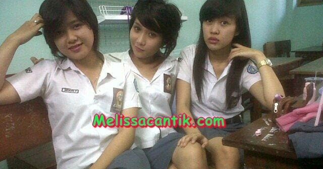 seragam olahraga modern
