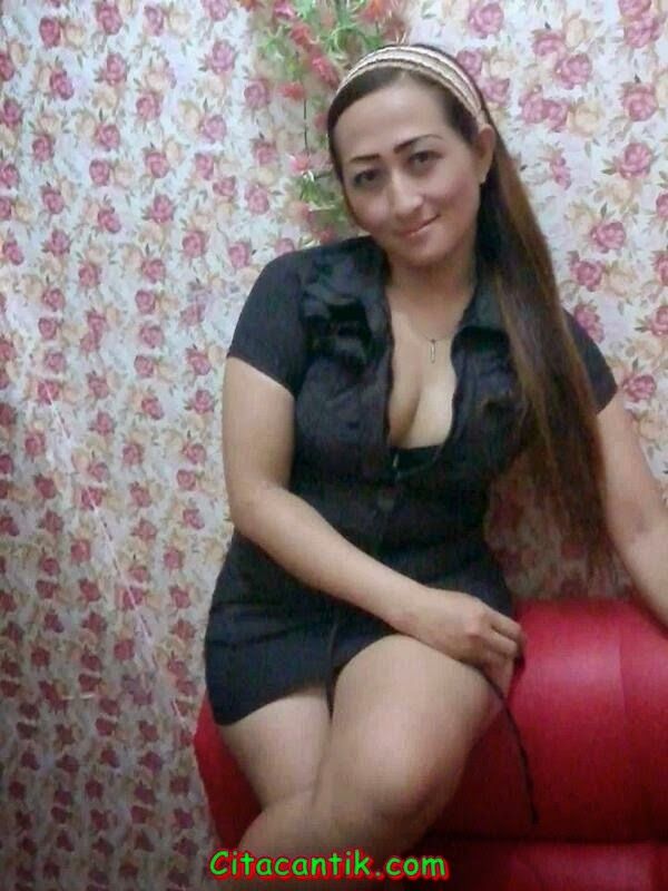 gambar memek telanjang