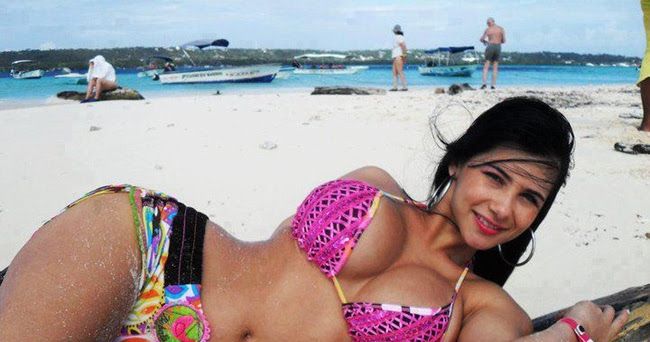bokong semok reni farida