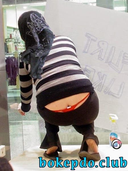 ketat celana pendek