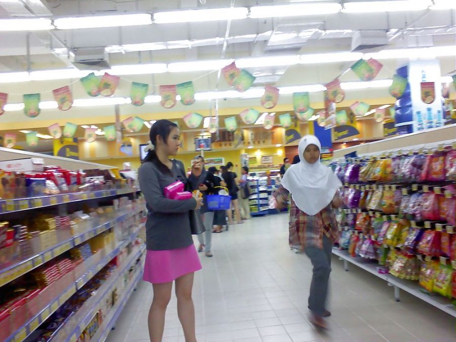 celana dalam dewi sandra hot