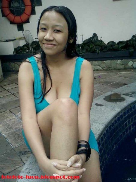 ngentot memek jilbab