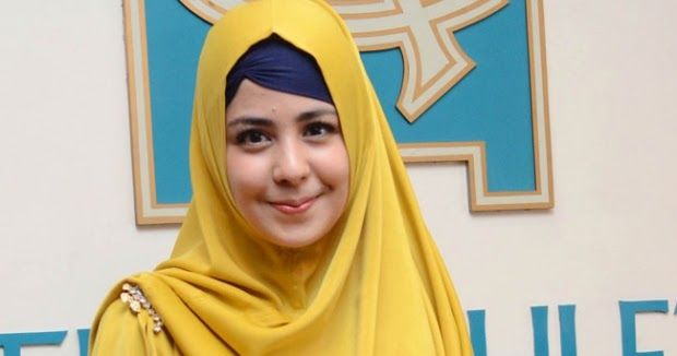 artis indonesia bugil syahrini