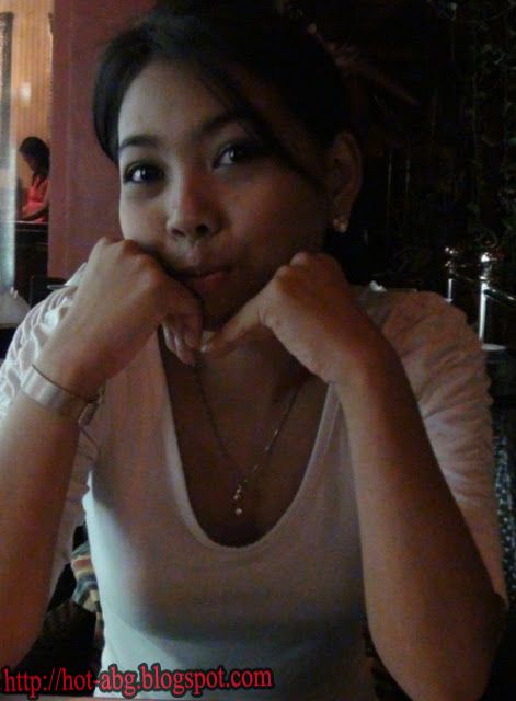 ngentot memek abg