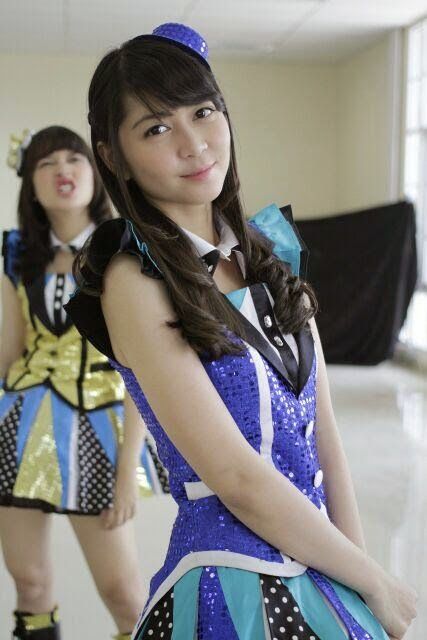 cewek ngentot sama laki