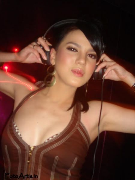 artis jepang hot