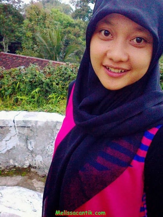 mesum di kebun teh