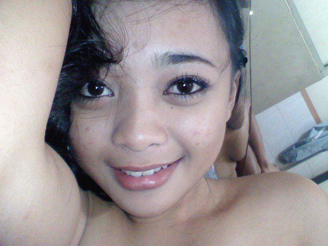 gadis bugil hot