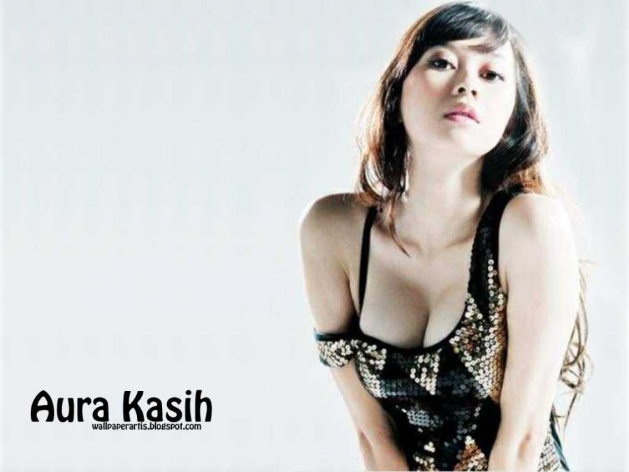 foto syur aura kasih
