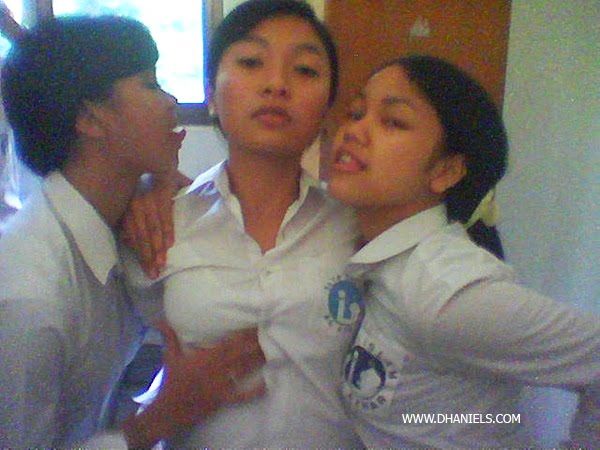gambar neelofa