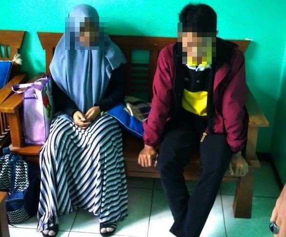 aksi remaja mesum