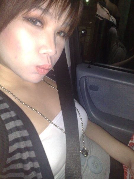 jilbab belahan dada