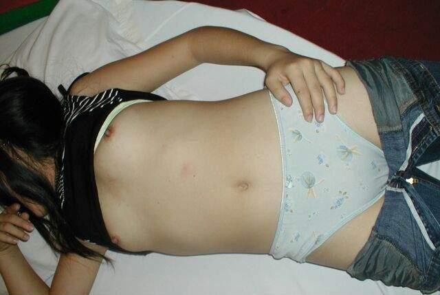 intip celana
