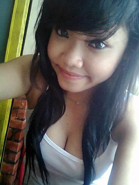 cewek mandi telanjang