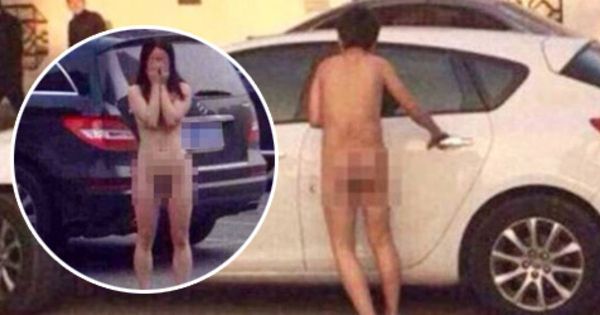 istri selingkuh di kamar mandi