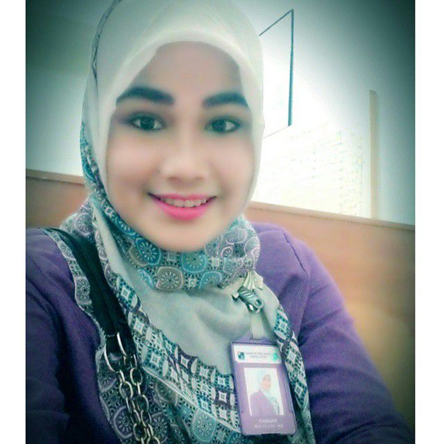 cantik bugil masturbasi