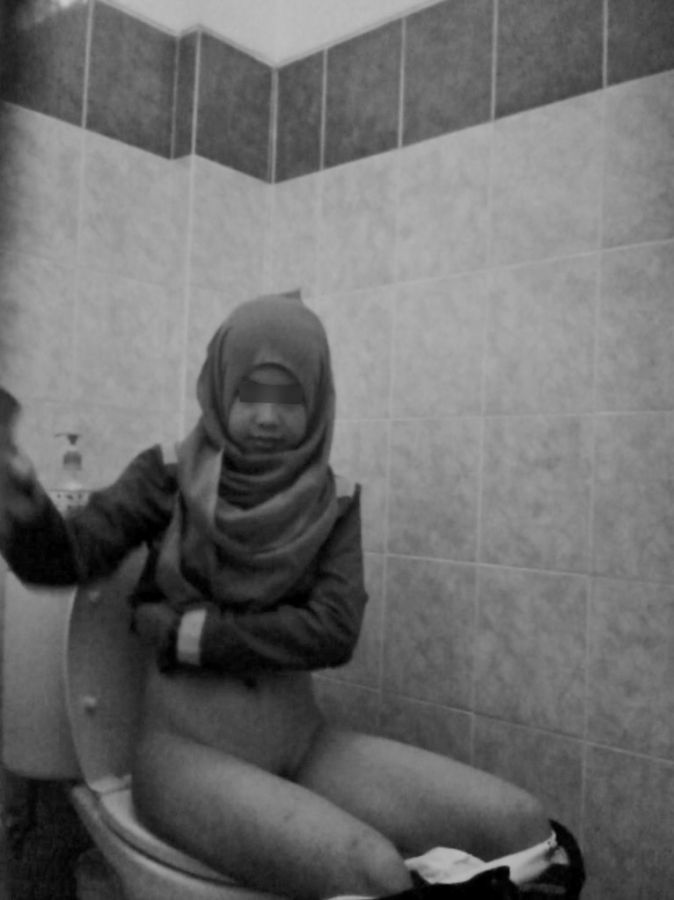 ngintip abg masturbasi