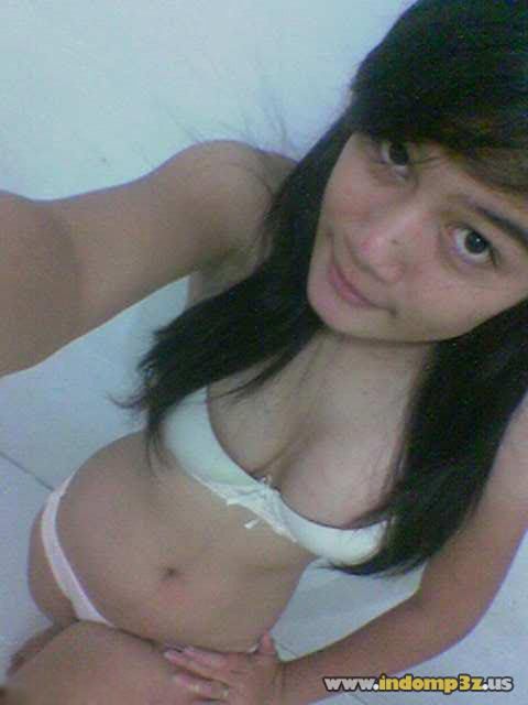 luna maya bugil