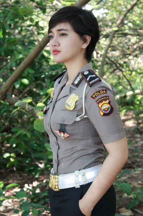 polwan cantik