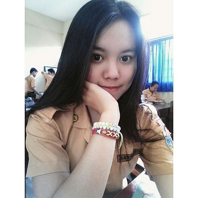 gadis smp