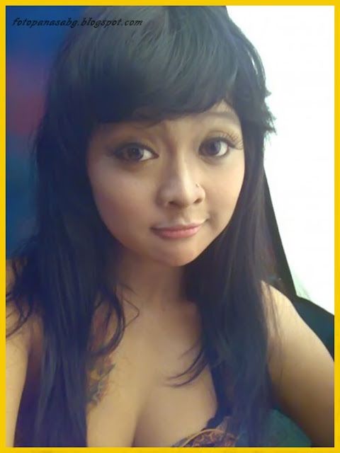 gambar wanita telanjang