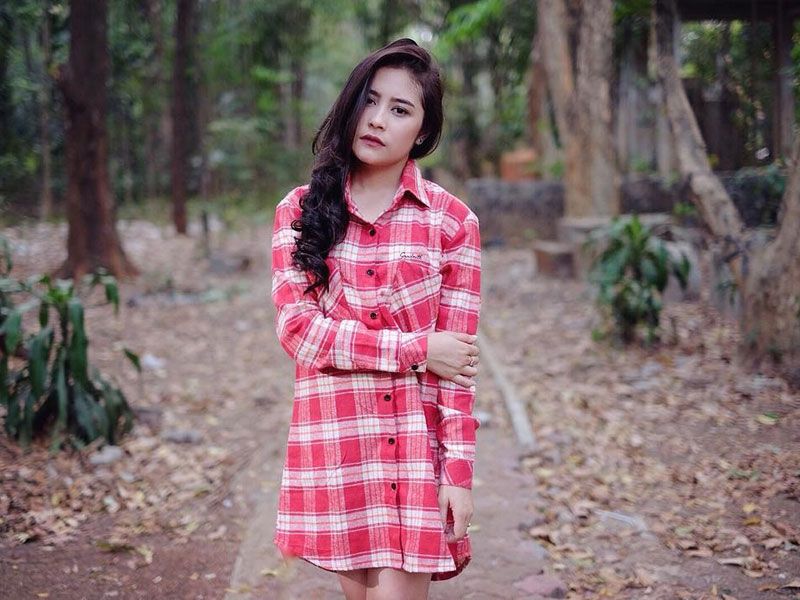 prilly latuconsina bikini