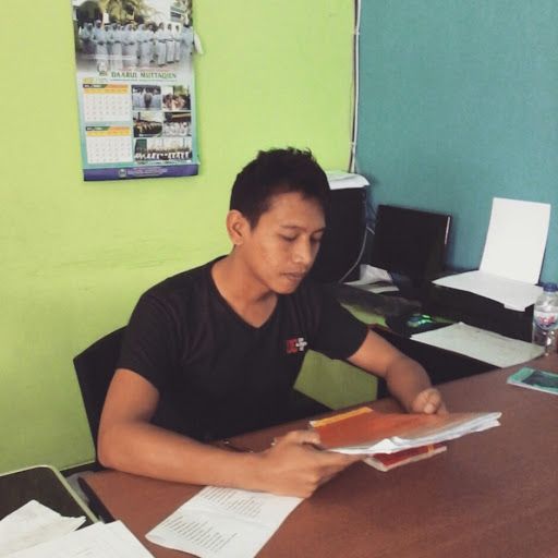 ngangkang pamer memek
