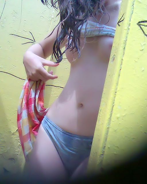 ngintip cewek mandi bugil