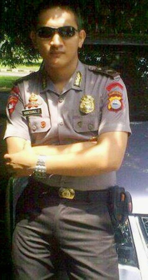 brimob ganteng