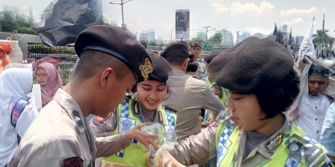 gambar polwan