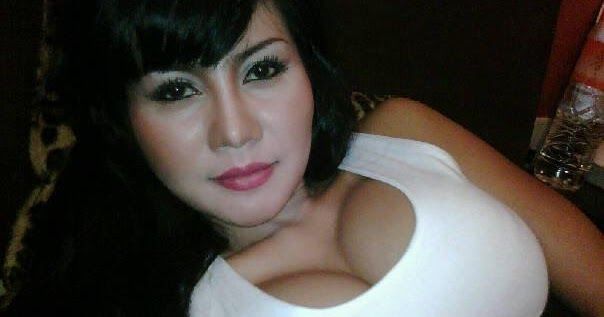 pns ngentot di mobil