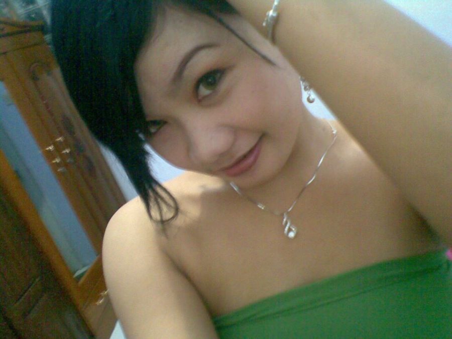 memek putih mulus