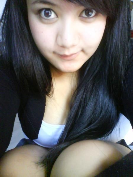 susu montok artis indonesia