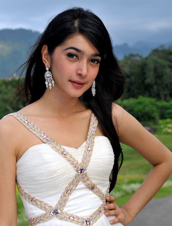 kontol masuk memek cewek bugil