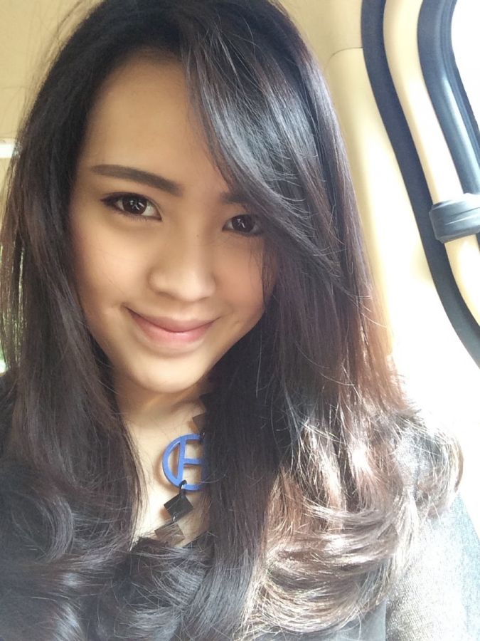aura kasih bugil