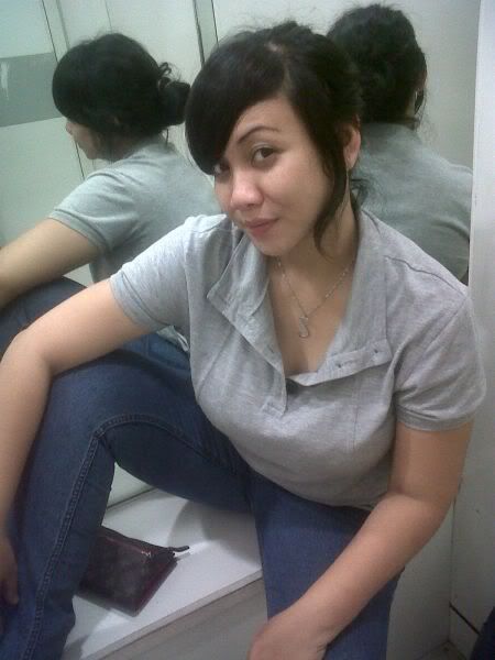 gambar cewek ngangkang