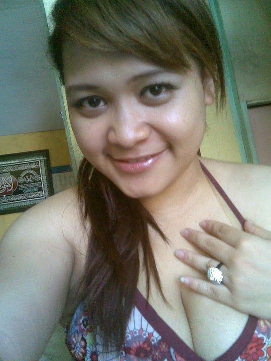 cewek abg bugil ngangkang
